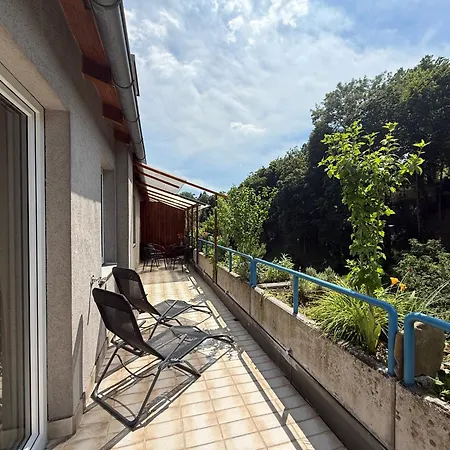 Grüne Oase Im Zentrum Mit Dachterrasse, Wlan, Lift * Linz